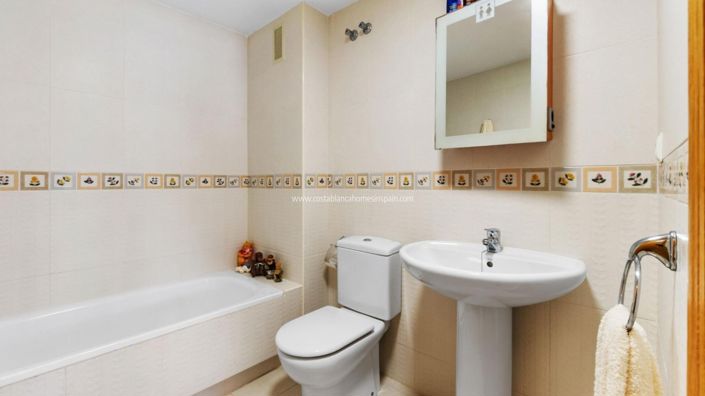 Image No.15-3 Bed Apartment for sale