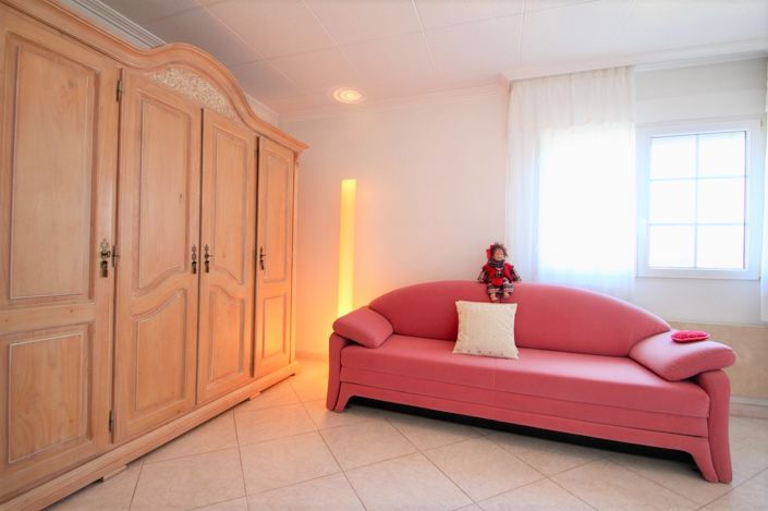 Image No.14-4 Bed Villa for sale