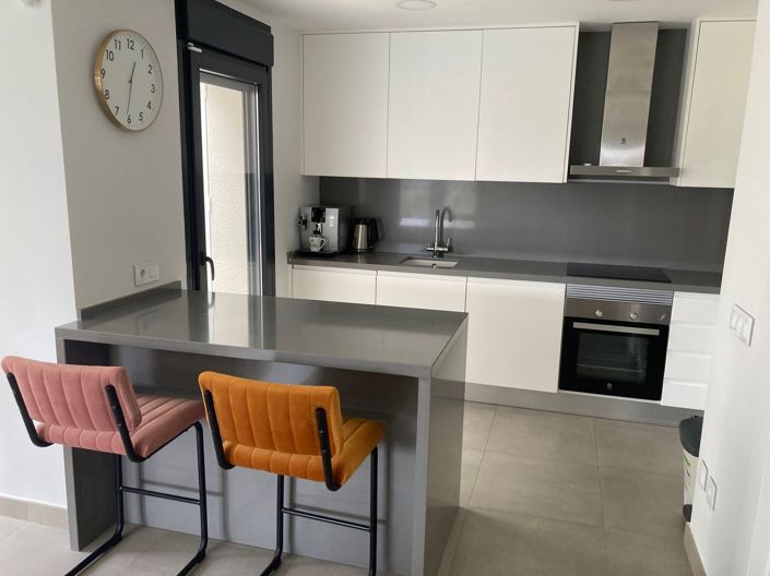 Image No.16-3 Bed Property for sale