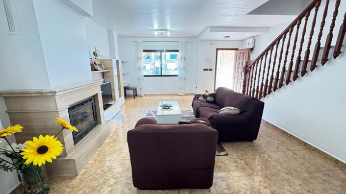 Image No.10-3 Bed Townhouse for sale