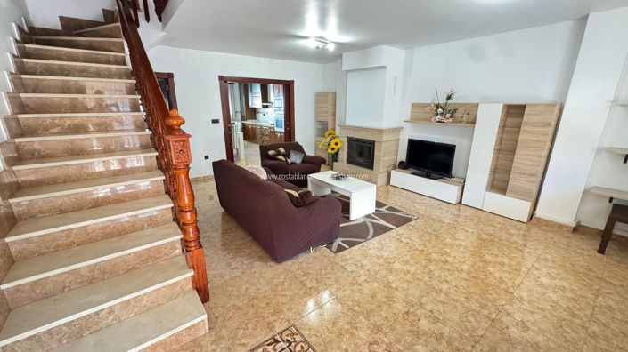 Image No.5-3 Bed Townhouse for sale