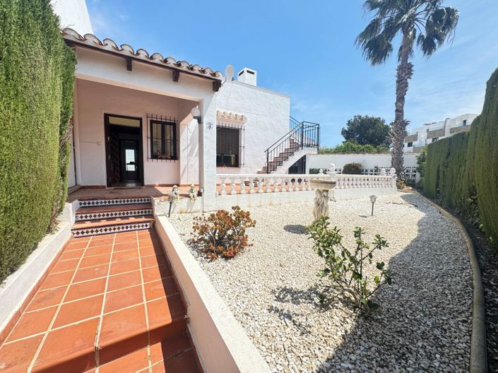 Image No.1-2 Bed Villa for sale