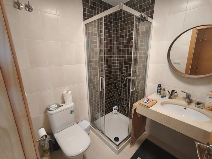 Image No.18-2 Bed Apartment for sale