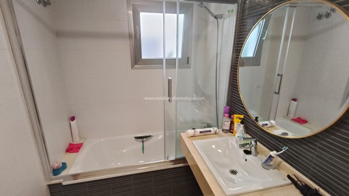 Image No.19-2 Bed Apartment for sale