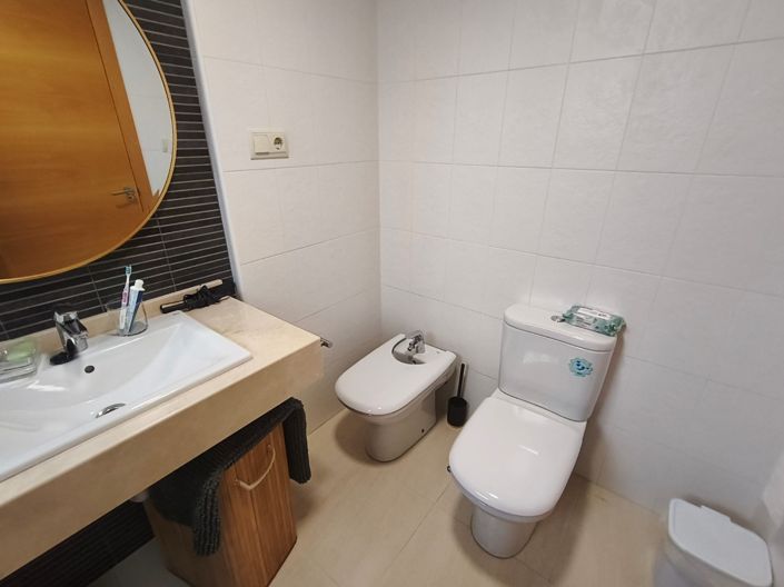 Image No.21-2 Bed Apartment for sale