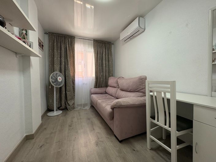 Image No.12-Appartement de 4 chambres à vendre à Torrevieja