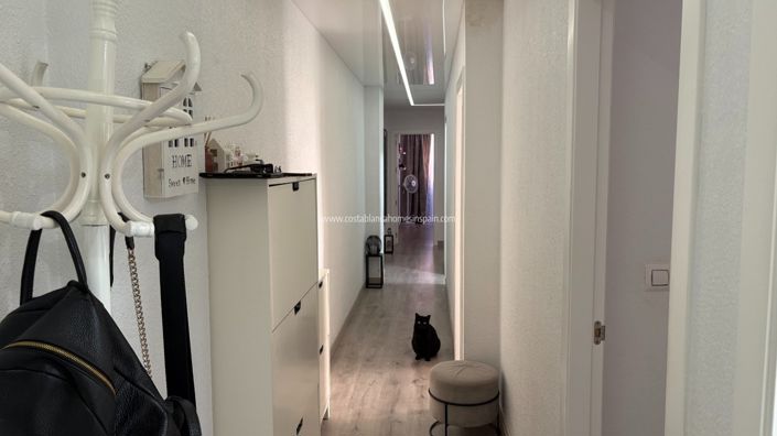 Image No.18-4 Bed Apartment for sale