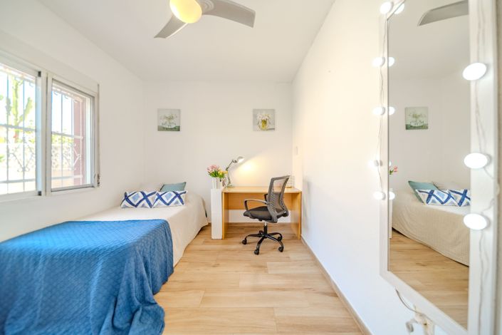 Image No.14-7 Bed Villa for sale