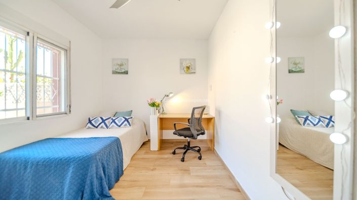 Image No.14-7 Bed Villa for sale