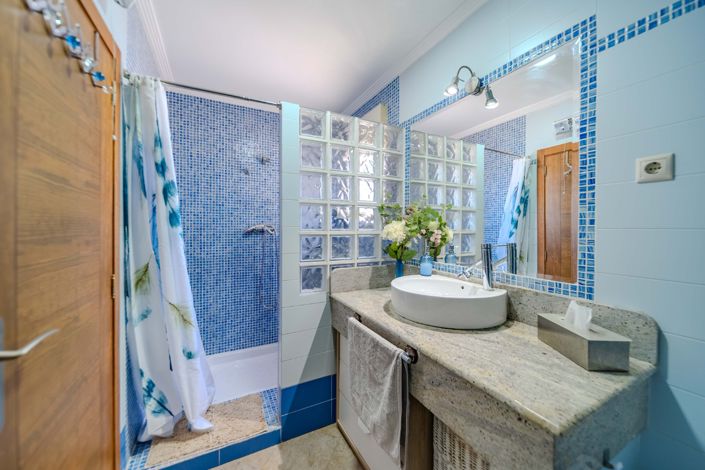 Image No.24-7 Bed Villa for sale