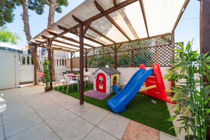 Image No.26-7 Bed Villa for sale