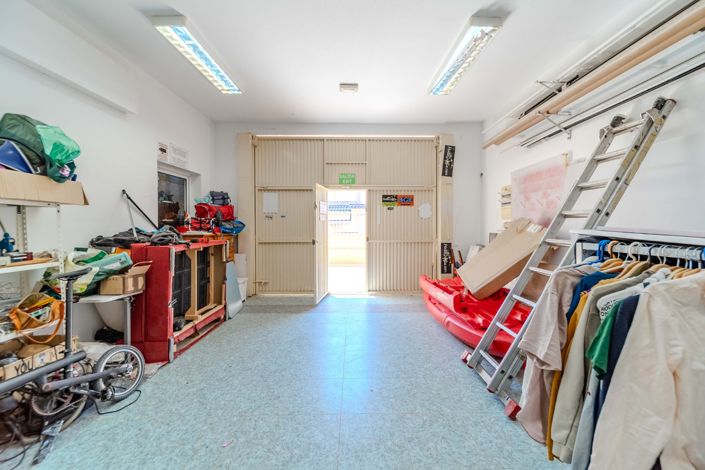 Image No.29-7 Bed Villa for sale