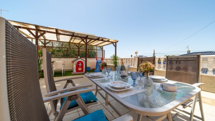 Image No.7-7 Bed Villa for sale