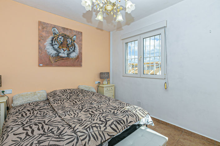 Image No.21-3 Bed Townhouse for sale