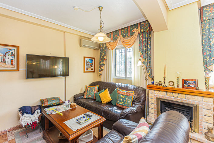 Image No.7-3 Bed Property for sale