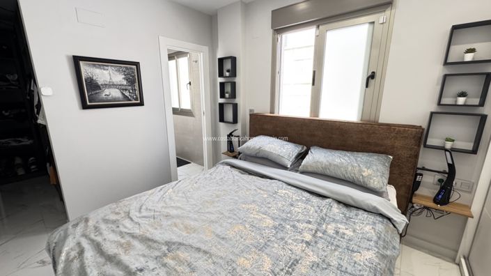 Image No.12-Propriété de 4 chambres à vendre à Villamartin