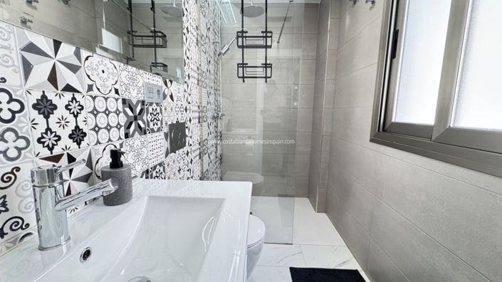 Image No.14-Propriété de 4 chambres à vendre à Villamartin