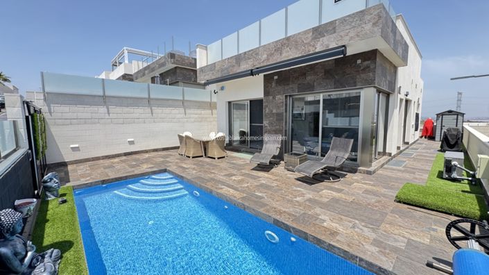 Image No.39-Propriété de 4 chambres à vendre à Villamartin