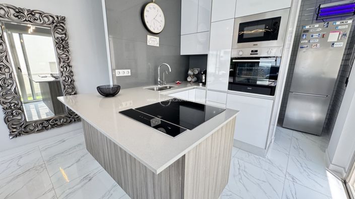 Image No.8-Propriété de 4 chambres à vendre à Villamartin