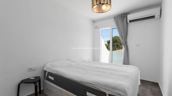 Image No.14-2 Bed Apartment for sale