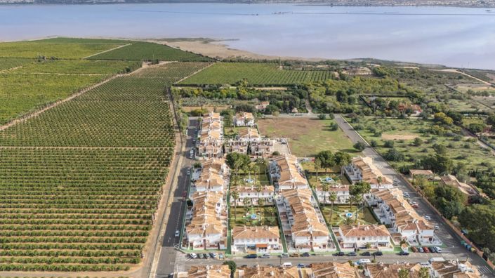 Image No.18-2 Bed Apartment for sale