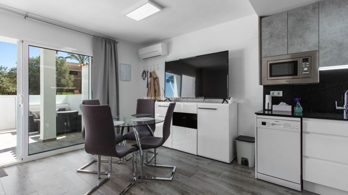 Image No.8-2 Bed Apartment for sale