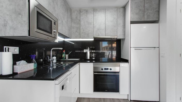 Image No.9-2 Bed Apartment for sale