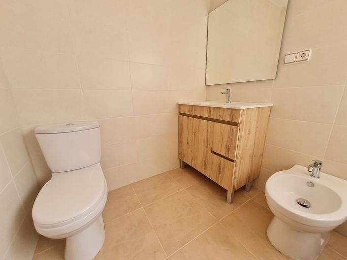 Image No.19-1 Bed Apartment for sale