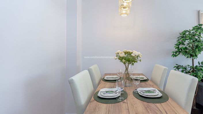 Image No.11-3 Bed Townhouse for sale