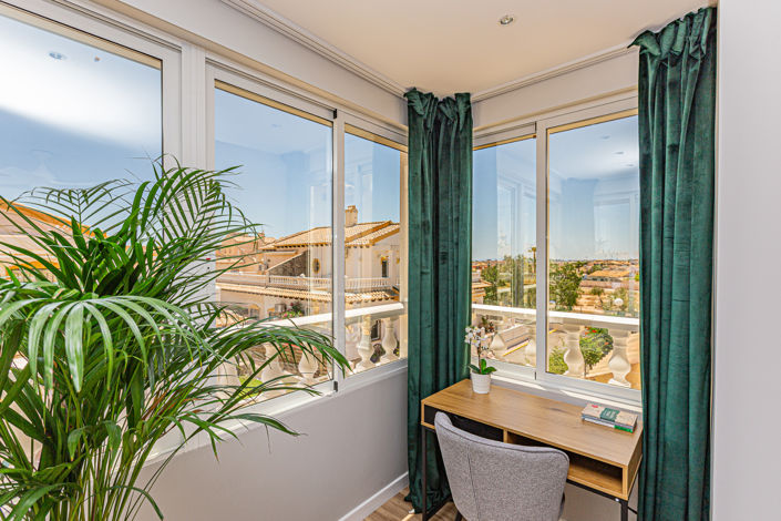 Image No.36-3 Bed Townhouse for sale