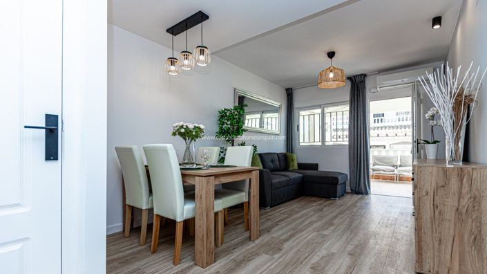 Image No.7-3 Bed Townhouse for sale