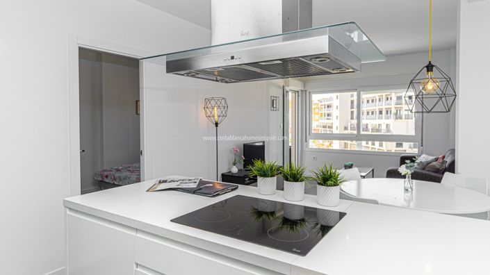 Image No.14-2 Bed Apartment for sale