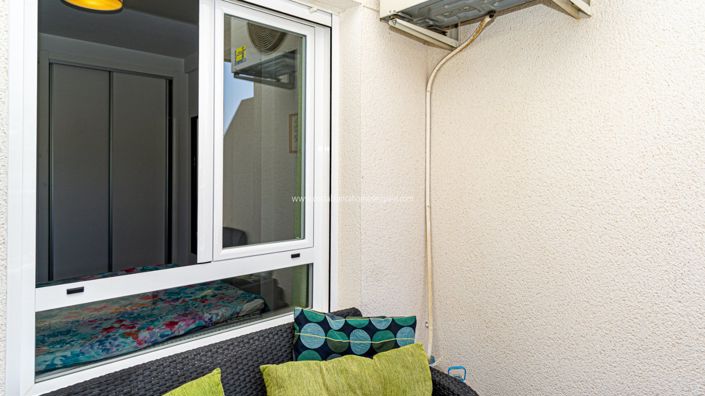 Image No.35-2 Bed Apartment for sale