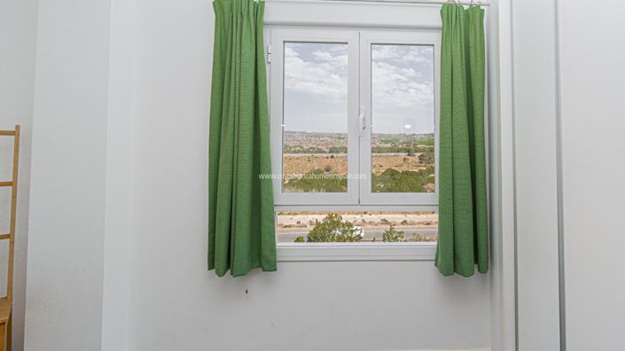 Image No.38-2 Bed Apartment for sale