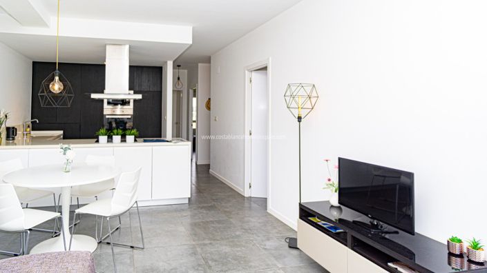 Image No.8-2 Bed Apartment for sale