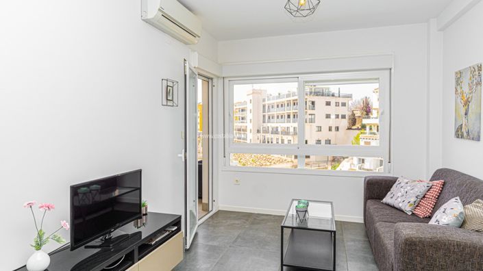 Image No.9-2 Bed Apartment for sale