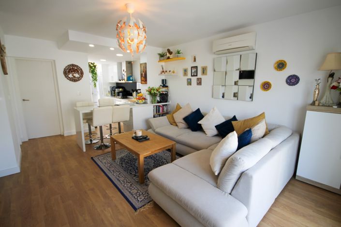 Image No.1-3 Bed Villa for sale