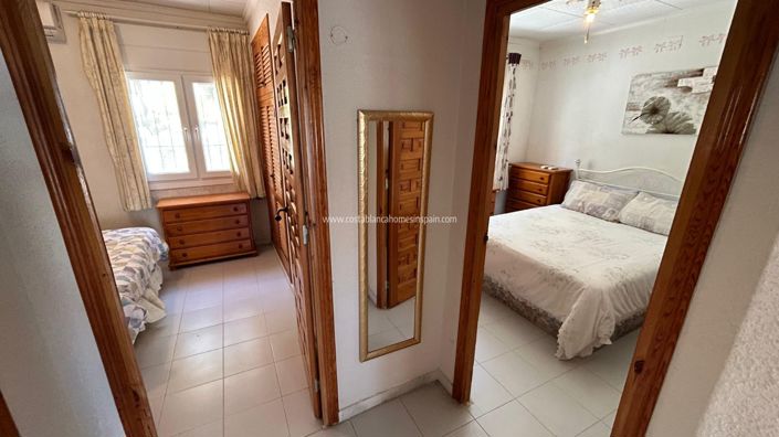 Image No.27-2 Bed Villa for sale