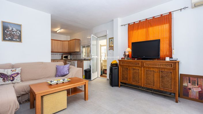 Image No.12-3 Bed Townhouse for sale