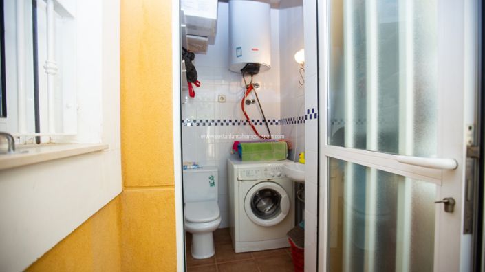 Image No.15-3 Bed Townhouse for sale