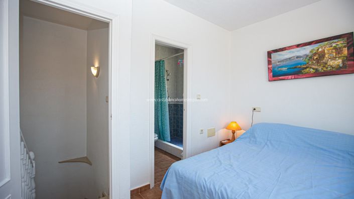 Image No.24-3 Bed Townhouse for sale