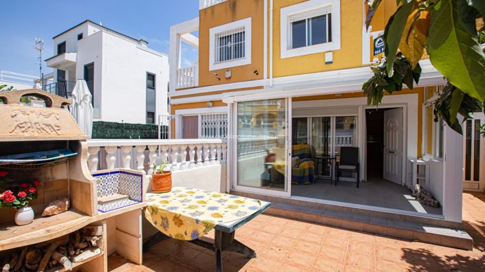 Image No.33-3 Bed Townhouse for sale