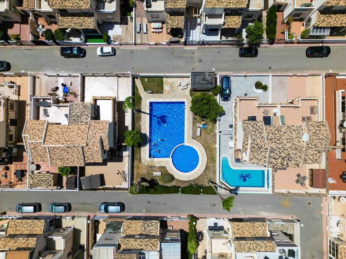 Image No.2-3 Bed Property for sale