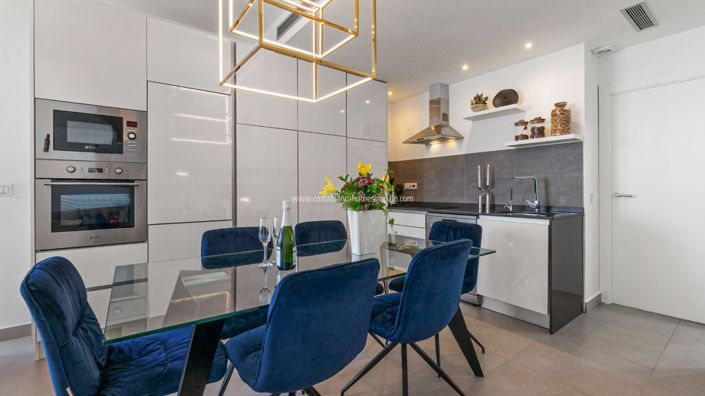 Image No.4-Propriété de 4 chambres à vendre à Orihuela Costa