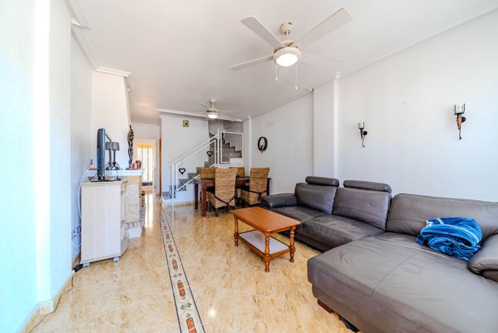 Image No.8-3 Bed Townhouse for sale