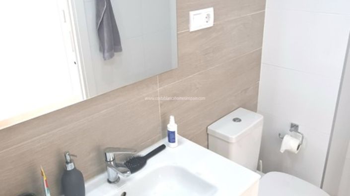 Image No.24-2 Bed Apartment for sale