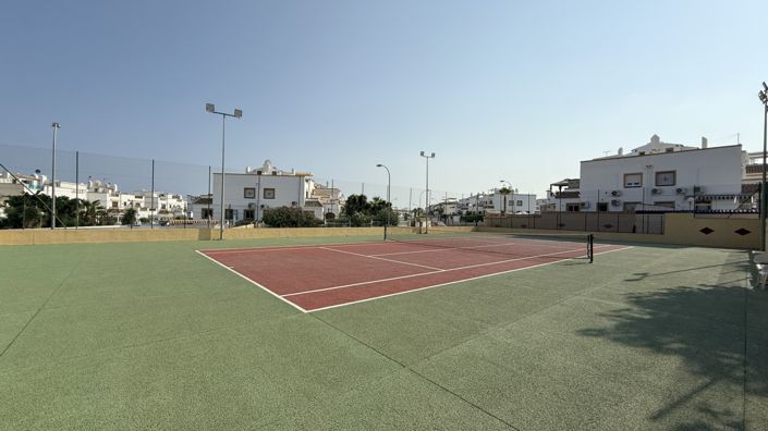 Image No.30-2 Bed Property for sale