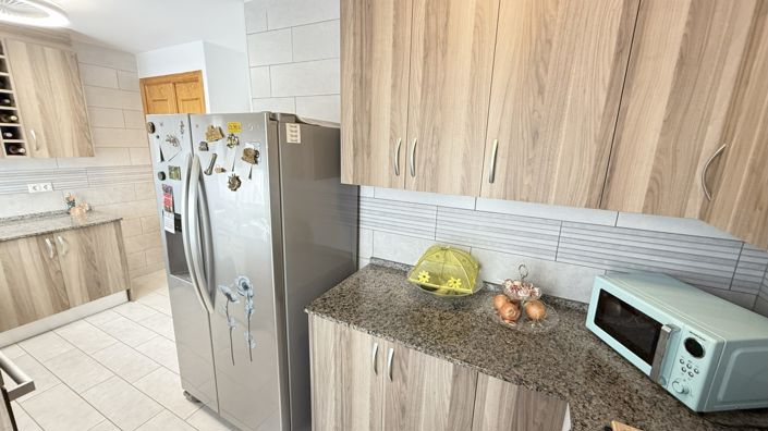 Image No.8-2 Bed Property for sale