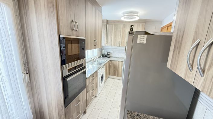 Image No.9-2 Bed Property for sale