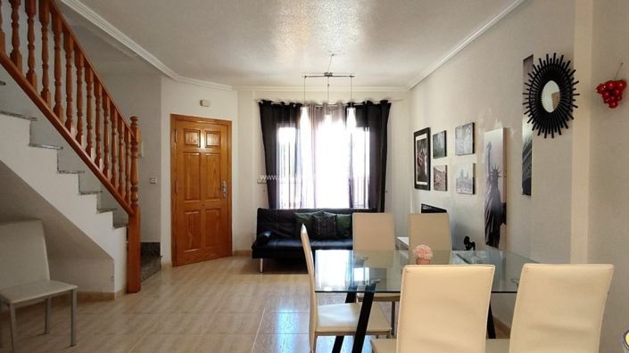 Image No.14-3 Bed Townhouse for sale